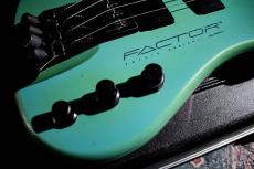 PHILIP KUBICKI Factor Bass / 1989_3