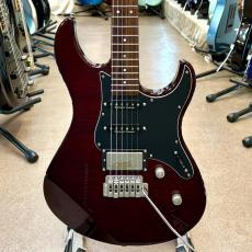YAMAHA Pacifica 612VIIFM