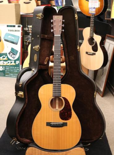 Martin 【動画あり】00-18V 【2015年製/ご委託品】【生産終了希少モデル】【下取品大歓迎!】