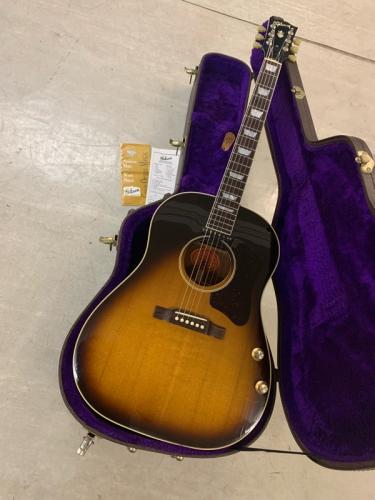 Gibson J-160E 1995年製 オール単板/Xブレーシング/P-100 ピックアップ!