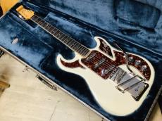 Burns Hank Marvin 40th Anniversary Guitar　ハンクマービン40周年記念モデル　バーンズ