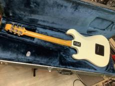 Burns Hank Marvin 40th Anniversary Guitar　ハンクマービン40周年記念モデル　バーンズ_6