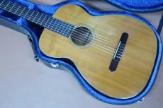 Martin 00-18G / Nylon Strings・Slotted Head・Head Back Logo・12-Fret Joint・Solid Spruce Top・Solid Mahogany Side and Back・Jacaranda Fingerboard and Bridge・Mahogany 1P Neck・Neck Width at Nut 50mm・Scale 645mm【With_2