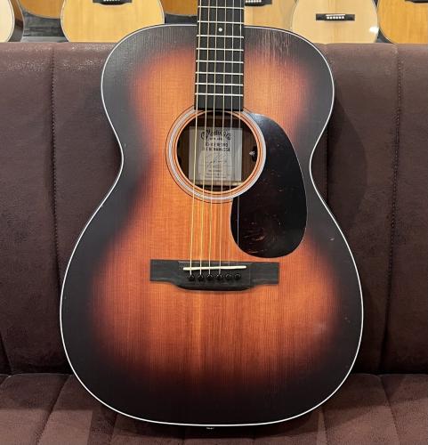 Martin 【新モデル】00-10E Retro Joe Bonamassa #3105019【分割手数料0%】【送料当社負担】