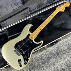 Fender 1979 25th Anniversary Stratocaster_3