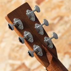 Martin D-28 Billy Strings_9