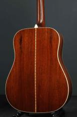 Martin D-28_5