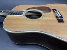 Martin D-45 Custom 1985年製 / Solid Spruce Top・Solid Rosewood Side and Back・Vertical Logo・Solid Abalone Trim・Mahogany 1P-Neck・Style D-45 Snow Flakes Inlay・Ebony Fingerboard and Bridge・Long Saddle_13
