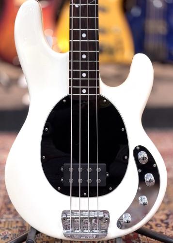 MUSIC MAN StingRay 4【4.75kg】【2012年製】