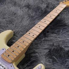 Squier Affinity Series Stratocaster, Maple Fingerboard, White Pickguard, Olympic White_5