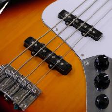 Squier Affinity Series Jazz Bass, Maple Fingerboard, White Pickguard / 3-Color Sunburst_3