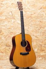 Martin D-18V 2011_3