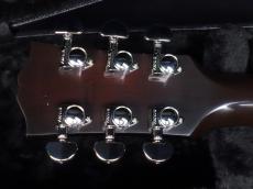 Gibson J-45 Standard Honey Burst VOS_9