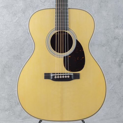 Martin CTM OM-28V Adirondack Spruce