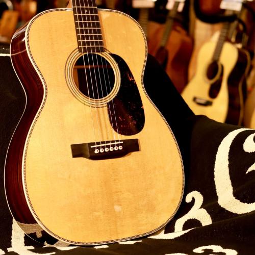 Martin 【クロサワ本店】00-28 Modern Deluxe シリアルナンバー:2949235【48回無金利分割可能】