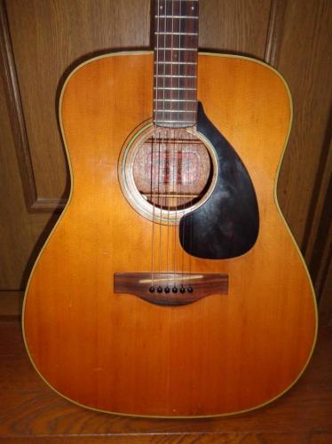 YAMAHA FG180