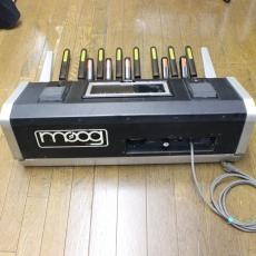 Moog TAURUS1  伝説の足鍵盤シンセサイザー  タウラス ペダルシンセ、(ペダルベース)です。_3