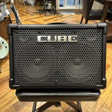 Roland CUBE Street EX Battery-Powered Stereo Amplifier【現物画像】②