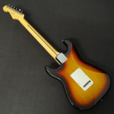 Fender Made in Japan Hybrid II Stratocaster Maple Fingerboard 3-Color Sunburst_2
