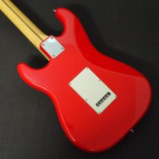 Fender Made in Japan Hybrid II Stratocaster Maple Fingerboard Modena Red_4