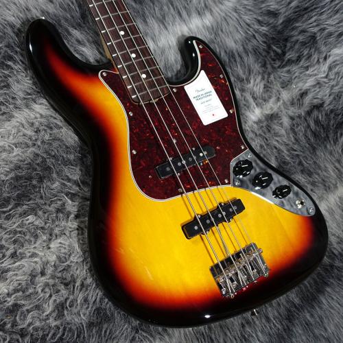 Fender Made in Japan Traditional 60s Jazz Bass 3-Color Sunburst