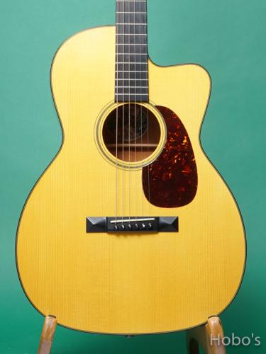 Collings OOO-1 A Cutaway Custom "Varnish Finish" PU装備 (Contact Piezo)
