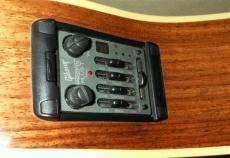 Gibson SONGWRITER DLX EC STUDIO_6