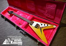 Epiphone Korina Flying V Aged Natural_9