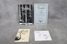 Fender Custom Shop ’65 JazzMaser "Dale Wilson" Relic FiestaRed 2012_13