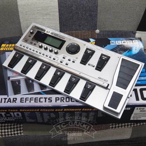 BOSS GT-10 GUITAR EFFECTS PROCESSOR