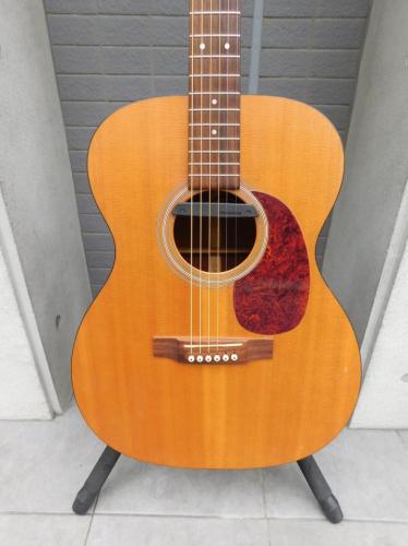 Martin OOO-1 FISHMANピックアップ