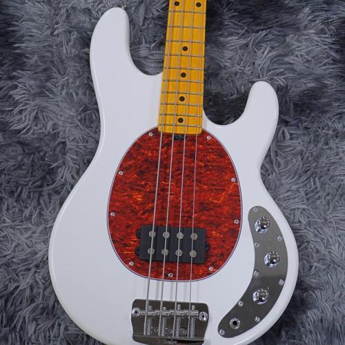 Sterling by MUSIC MAN Stingray Classic RAY24CA Olympic White (ST-RAY24CA-OWH-M1) 【特価】