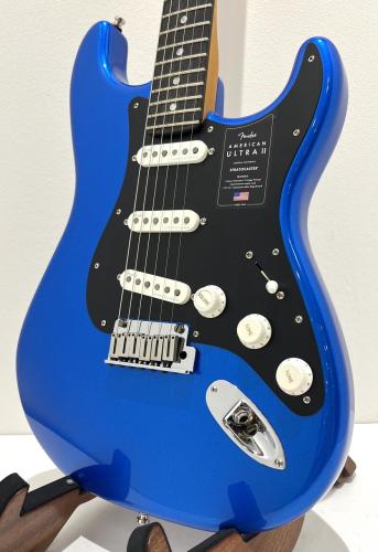 Fender American Ultra II Stratocaster /  Noble Blue