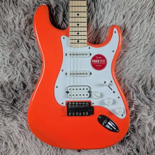 Squier SONIC STRATOCASTER HSS Maple Fingerboard White Pickguard Tahitian Coral 【現物画像】10/9更新
