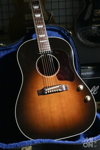 Gibson 1960's J-160E VS 2007