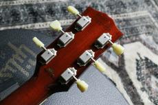 Gibson 1960's J-160E VS 2007_7