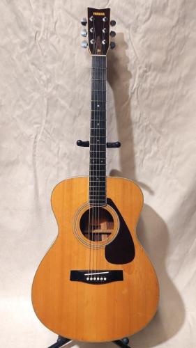 YAMAHA FG-252