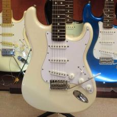 Fender Japan ST-STD