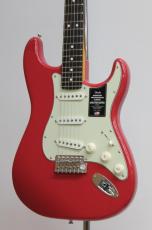 Fender American Professional Classic Stratocaster, Rosewood Fingerboard / Faded Dakota Red 【重量:3.4kg】