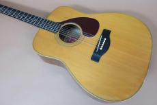 YAMAHA FG-500 / Red Label・Original Peg・Solid Spruce Top・Solid Jacaranda Back・Jacaranda Side・Ebony Fingerboard and Bridge・Maple Binding・Original Pick-guard【With Original Hard Case】1972年製_3