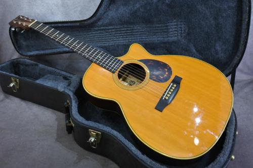 Tears Guitar OM-C 