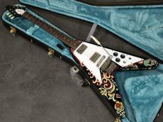 Epiphone Inspired by Gibson Custom Jimi Hendrix 'Love Drops' Flying V Ebony 2024_3