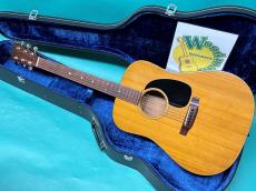 Martin D-18