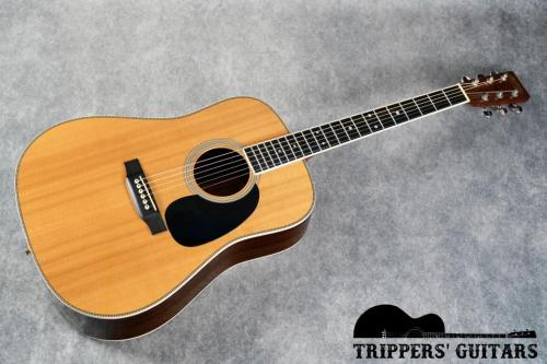 Martin HD-35 (2009) とても良いサウンドの個体です!ヘリンボーン&スキャロップブレーシングのD-35!