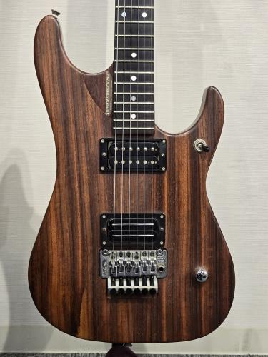 Washburn N4 Padauk " Made In Japan " 「お買い得中古品」