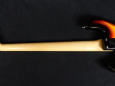 Fender Made in Japan Traditional Late 60s Jazz Bass 3-Color Sunburst_8