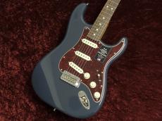 Fender American Professional Classic Stratocaster RW Faded Black_3
