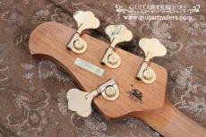 MUSIC MAN 2024 Stingray Special "Ocean Sparkle Finish"_5