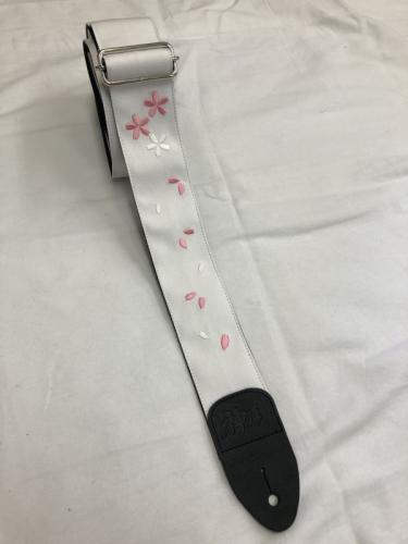 神風ストラップ 桜ホワイト　桜吹雪