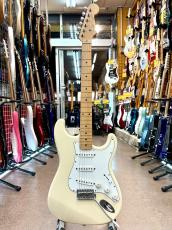 Fender Japan ST-STD_2